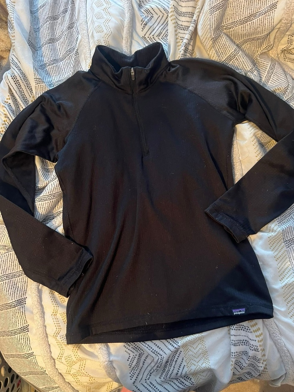 Patagonia youth size 10. Black base layer top.